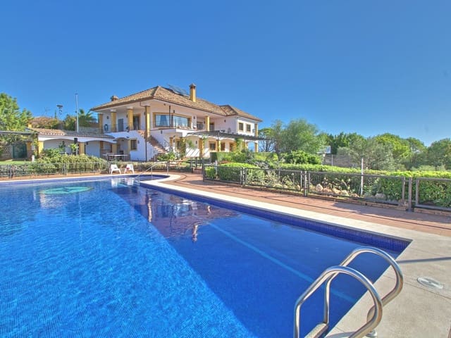 Image No.13-5 Bed Country House for sale