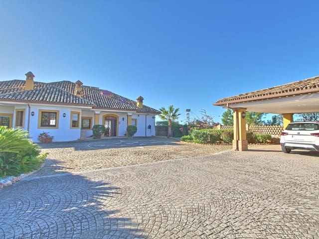 Image No.17-5 Bed Country House for sale