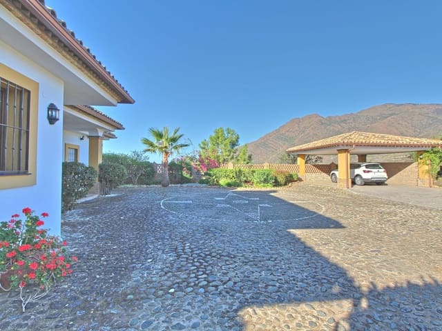 Image No.23-5 Bed Country House for sale