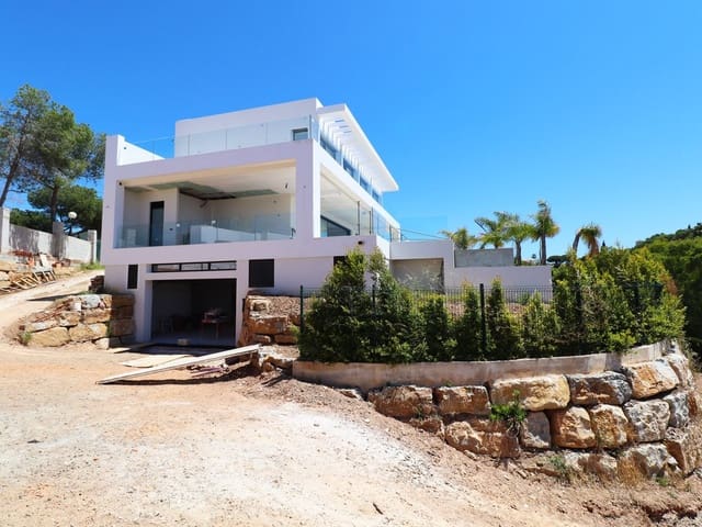 Image No.3-4 Bed Villa for sale