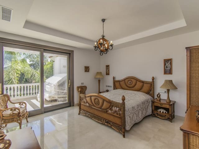 Image No.18-Villa de 6 chambres à vendre à Guadalmina
