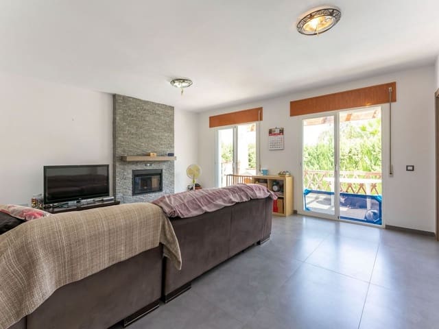 Image No.8-4 Bed Villa for sale
