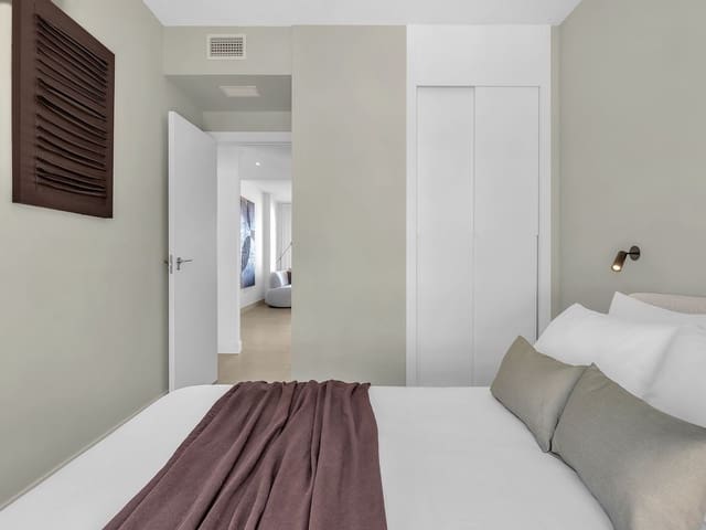 Image No.11-3 Bed Apartment for sale