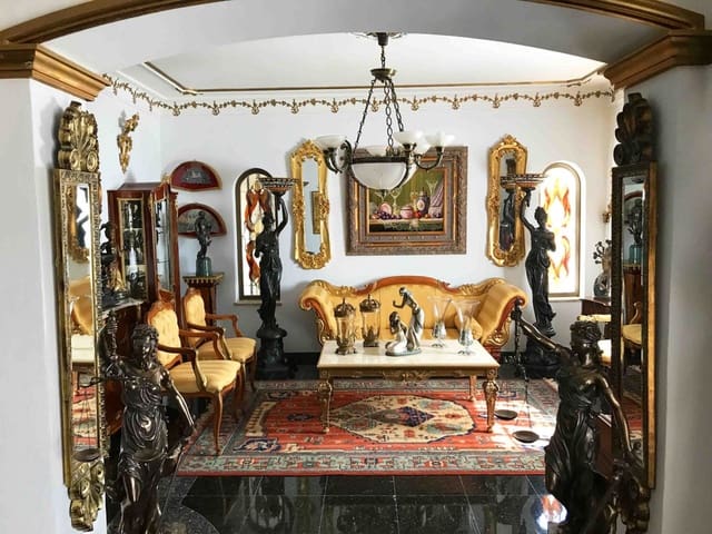 Image No.18-4 Bed Villa for sale