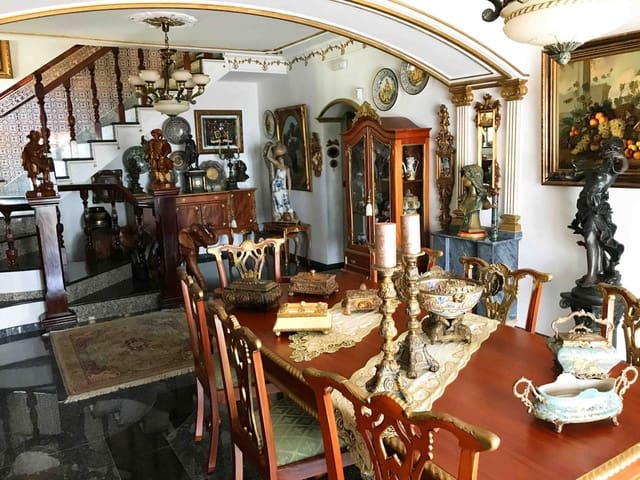 Image No.24-4 Bed Villa for sale