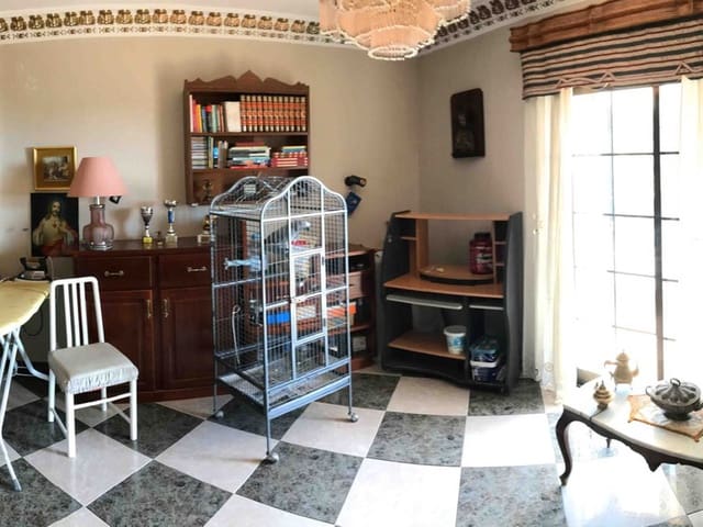 Image No.25-4 Bed Villa for sale