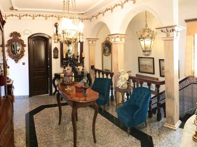 Image No.33-4 Bed Villa for sale