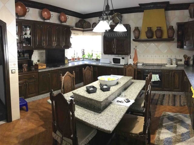 Image No.35-4 Bed Villa for sale