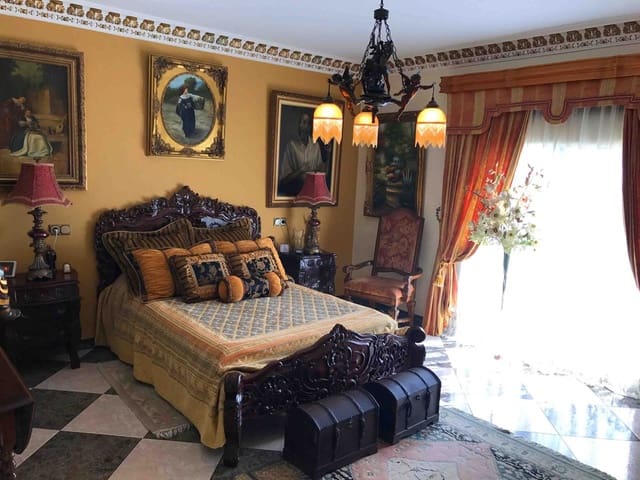 Image No.37-4 Bed Villa for sale