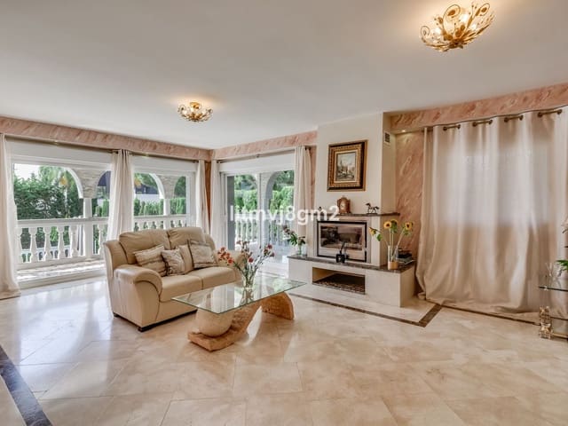 Image No.11-Villa de 4 chambres à vendre à Marbella