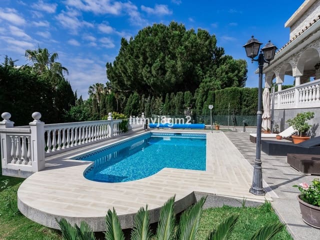 Image No.4-Villa de 4 chambres à vendre à Marbella