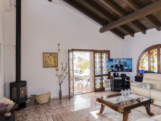 Image No.18-4 Bed Villa for sale