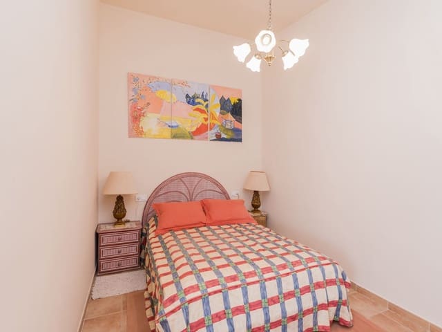 Image No.28-4 Bed Villa for sale