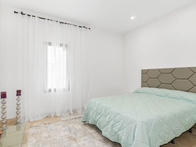Image No.19-4 Bed Villa for sale