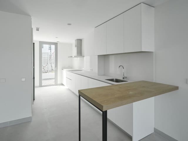 Image No.7-4 Bed Townhouse for sale