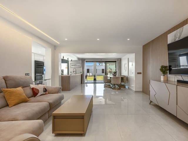 Image No.10-3 Bed Villa for sale
