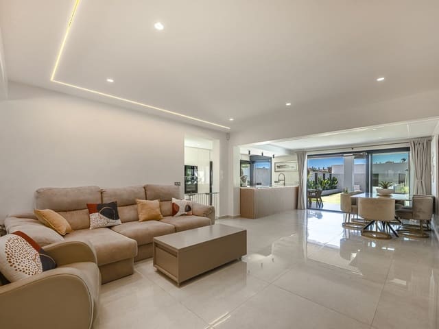 Image No.8-3 Bed Villa for sale
