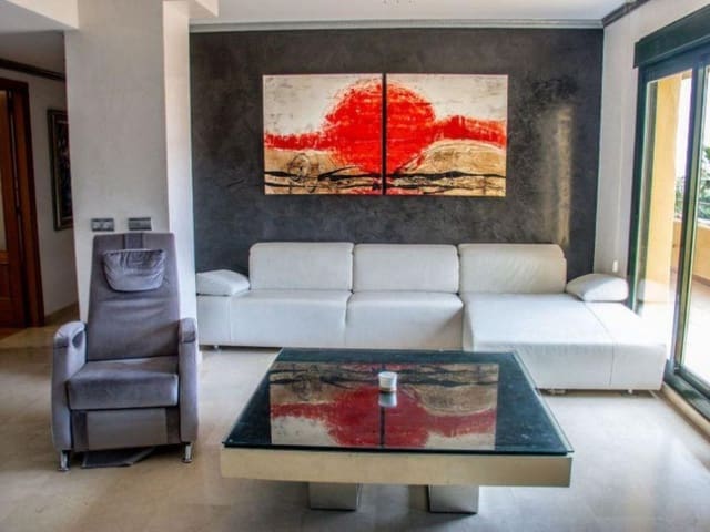 Image No.8-3 Bed Apartment for sale