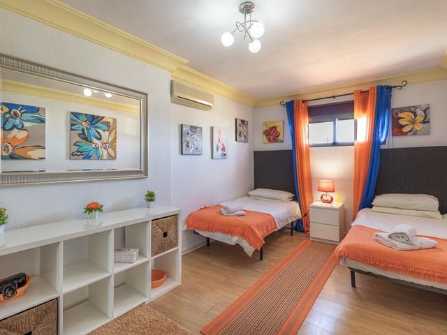 Image No.19-5 Bed Villa for sale