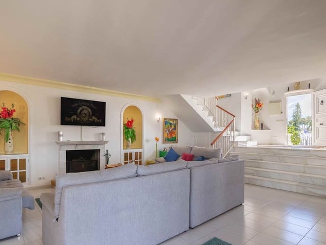Image No.5-5 Bed Villa for sale