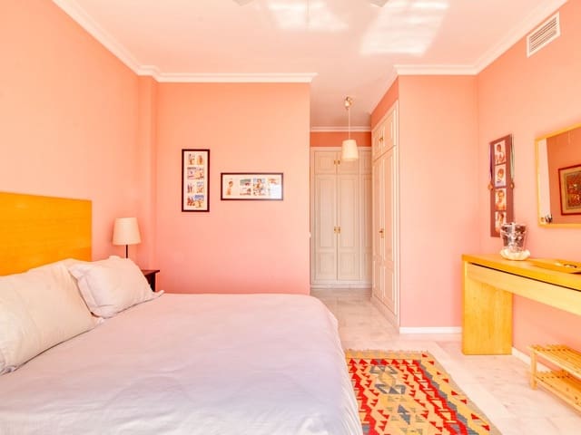 Image No.25-3 Bed Apartment for sale
