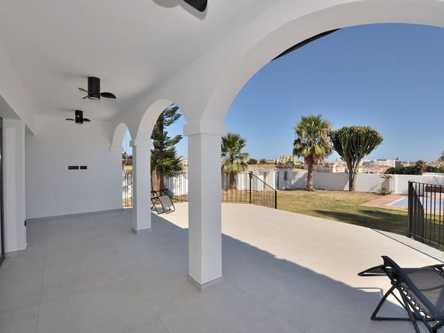 Image No.8-4 Bed Villa for sale