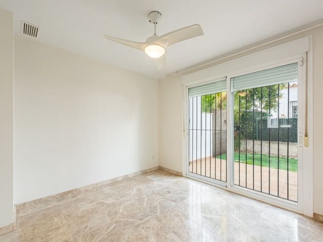Image No.5-3 Bed Townhouse for sale