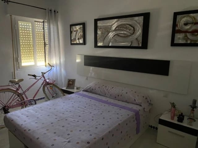 Image No.7-Appartement de 2 chambres à vendre à Estepona
