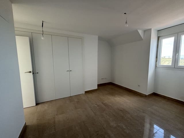 Image No.19-3 Bed Penthouse for sale