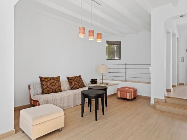 Image No.4-2 Bed Townhouse for sale