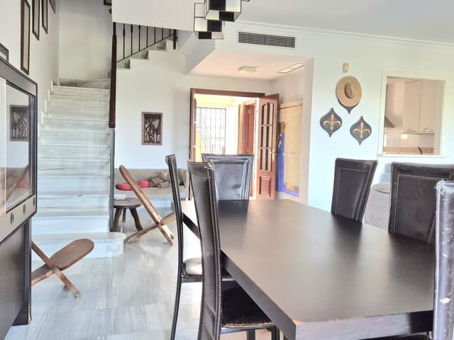 Image No.10-3 Bed Townhouse for sale