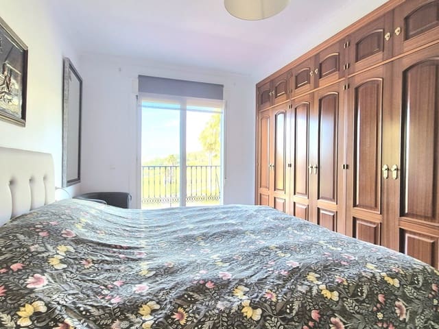 Image No.19-3 Bed Townhouse for sale