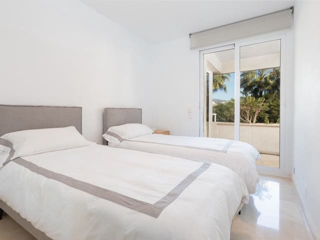Image No.13-3 Bed Apartment for sale