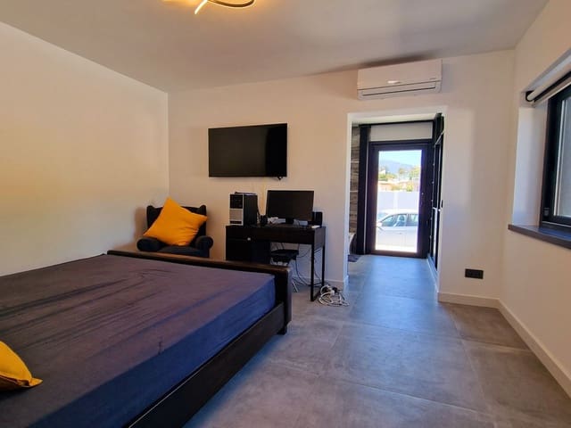Image No.16-3 Bed Villa for sale