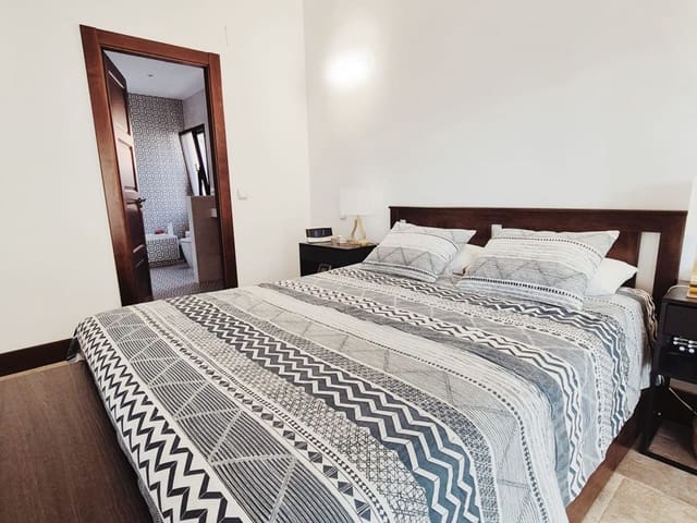 Image No.18-5 Bed Villa for sale