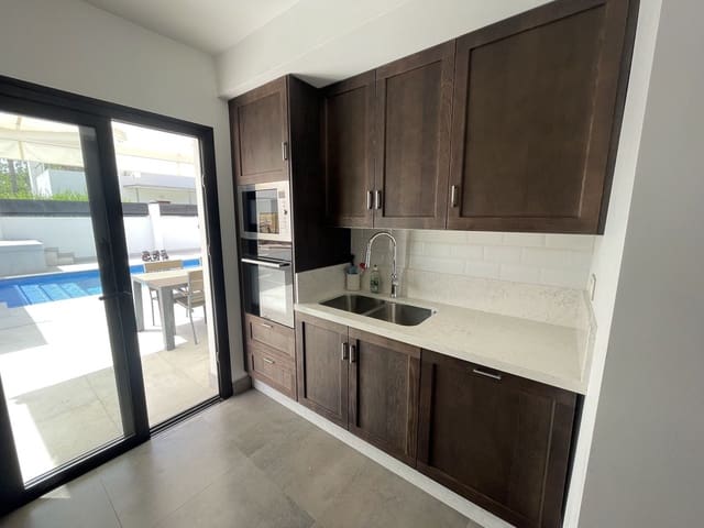 Image No.14-3 Bed Villa for sale