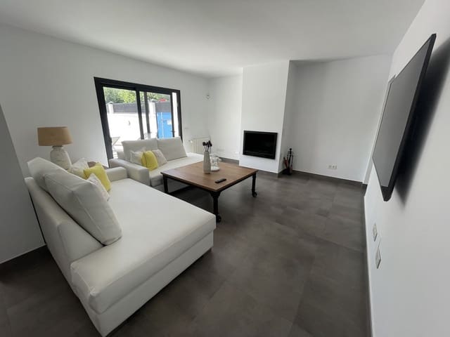 Image No.6-3 Bed Villa for sale