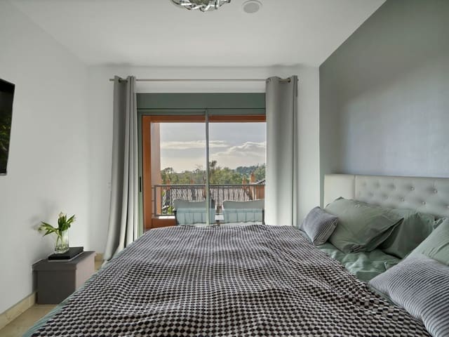 Image No.14-2 Bed Apartment for sale
