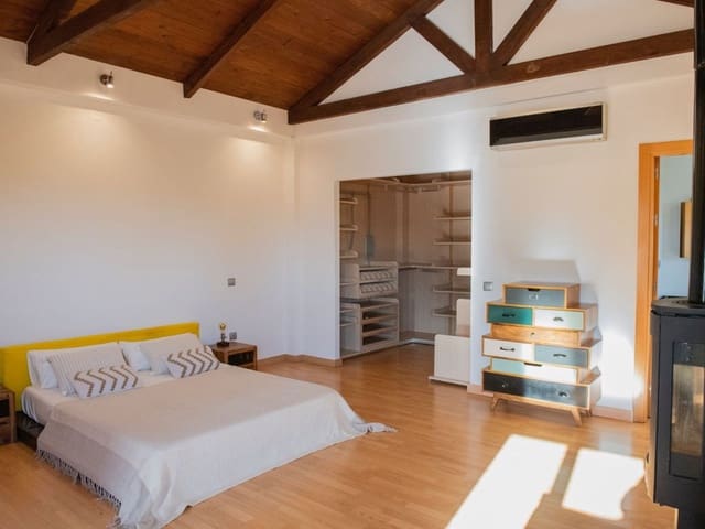 Image No.14-4 Bed Villa for sale