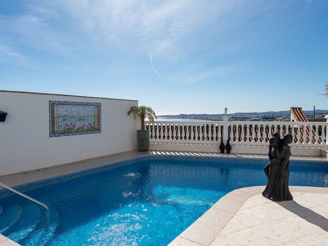 Image No.4-4 Bed Villa for sale