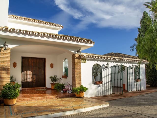 Image No.4-6 Bed Villa for sale