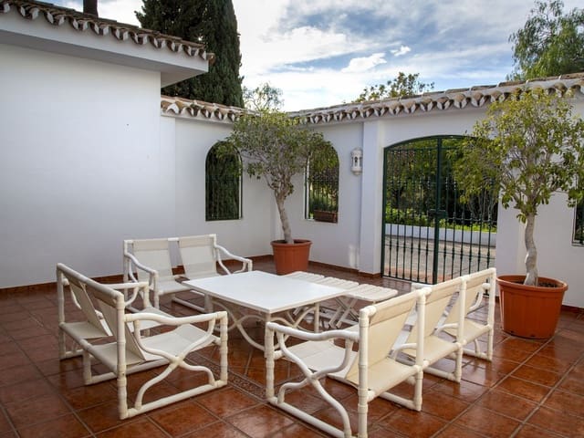 Image No.5-6 Bed Villa for sale
