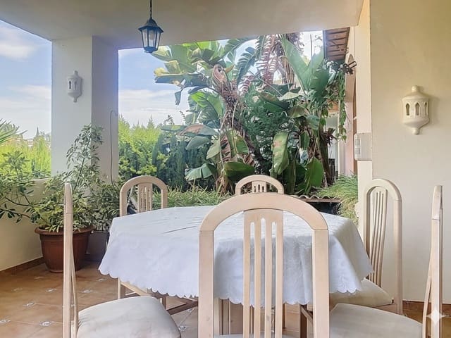 Image No.4-4 Bed Townhouse for sale