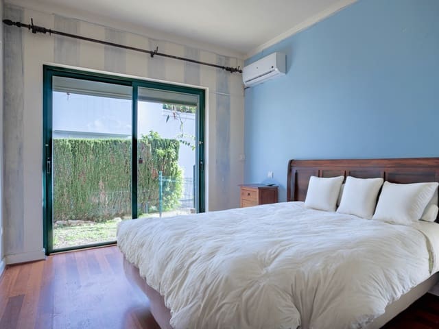 Image No.10-3 Bed Townhouse for sale