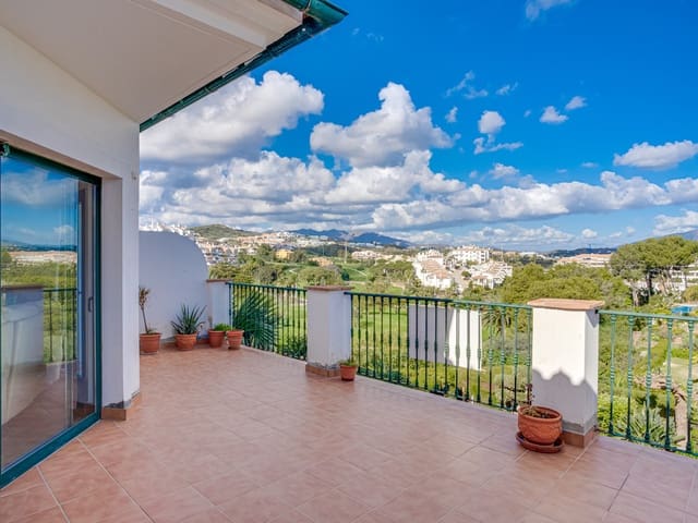 Image No.6-3 Bed Townhouse for sale