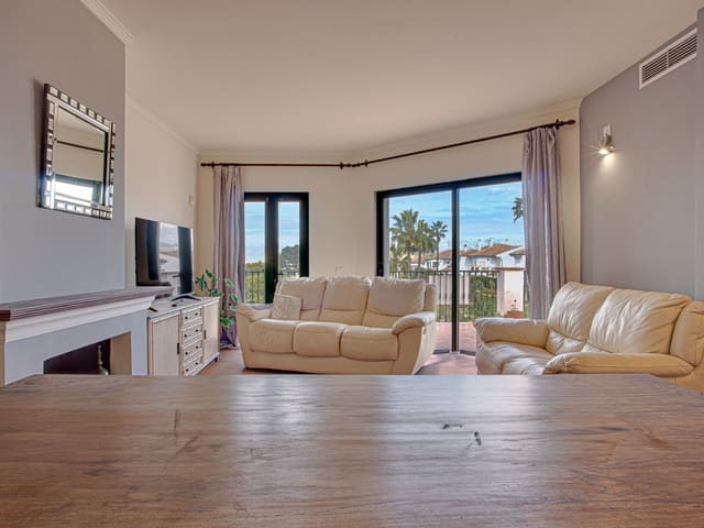 Image No.7-3 Bed Townhouse for sale
