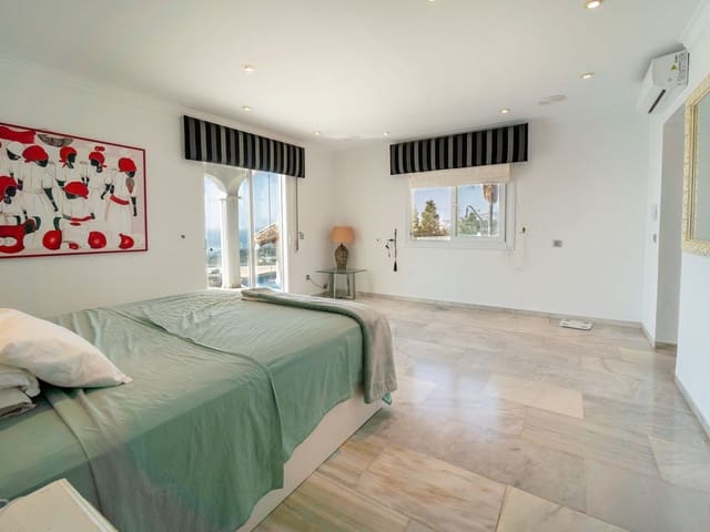 Image No.16-5 Bed Villa for sale
