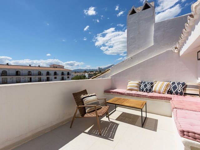 Image No.3-Maison de ville de 3 chambres à vendre à Nueva Andalucia
