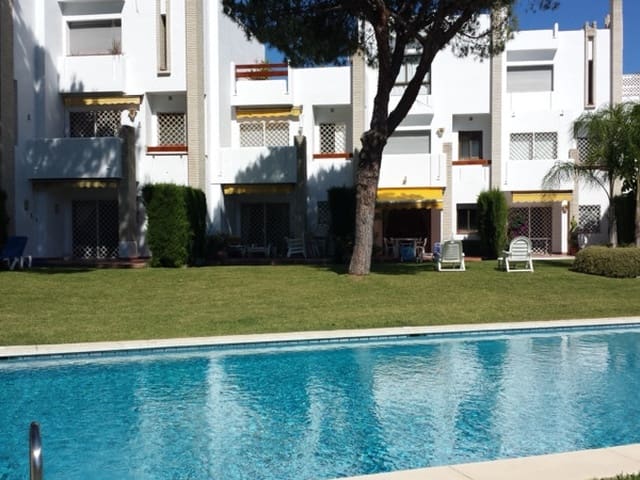 Image No.2-Maison de ville de 3 chambres à vendre à Nueva Andalucia