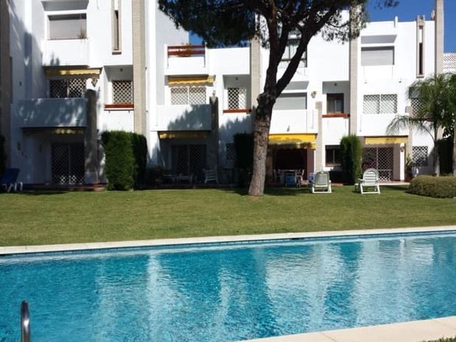 Image No.2-3 Bed Townhouse for sale